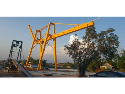 Công ty làm cầu trục